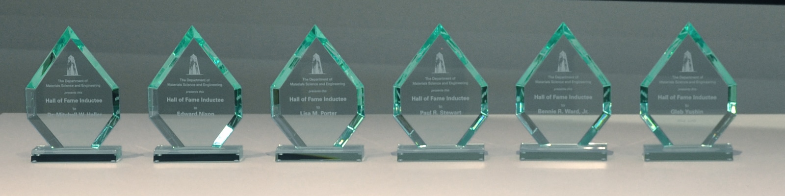 statuettes